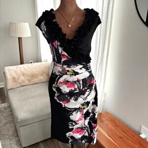 Y2K Maggy London Rozsa Dress Floral Print Side Ruching Ruffled Neckline Size 6